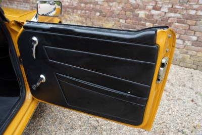 1971 Triumph TR6 Overdrive &ldquo;Saffron Yellow&rdquo; Triple Weber version
