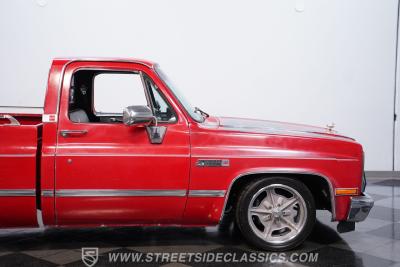 1987 GMC C10 Patina Restomod