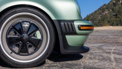 1990 Porsche 911 Reimagined by Singer - Classic Turbo Services "Aurum Verde Commission"