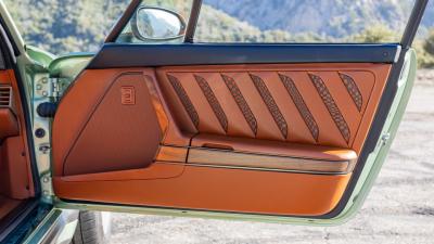 1990 Porsche 911 Reimagined by Singer - Classic Turbo Services "Aurum Verde Commission"