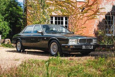 1987 Daimler XJ40