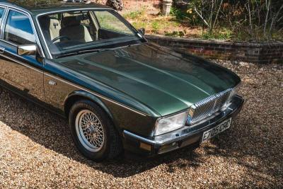 1987 Daimler XJ40