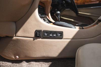 1987 Daimler XJ40