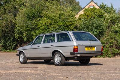 1986 Mercedes - Benz 280TE