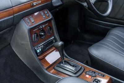 1986 Mercedes - Benz 280TE