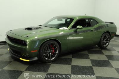 2023 Dodge Challenger R/T Shaker Edition