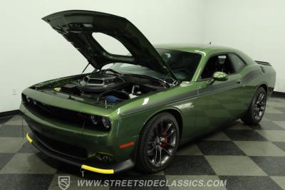 2023 Dodge Challenger R/T Shaker Edition
