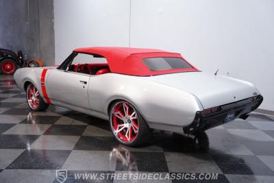 1968 Oldsmobile Cutlass Convertible LS3 Restomod