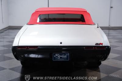 1968 Oldsmobile Cutlass Convertible LS3 Restomod