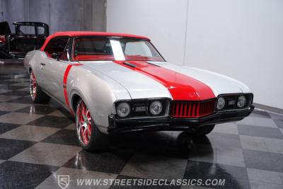 1968 Oldsmobile Cutlass Convertible LS3 Restomod