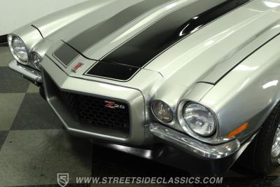 1972 Chevrolet Camaro RS Z28 Tribute