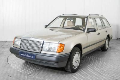 1987 Mercedes - Benz 230TE Combi