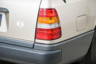 1987 Mercedes - Benz 230TE Combi
