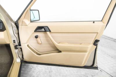 1987 Mercedes - Benz 230TE Combi