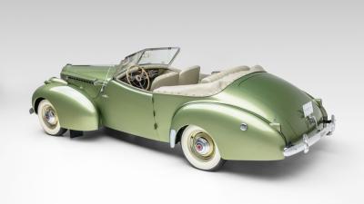 1940 Packard One Twenty Convertible Victoria by Darrin