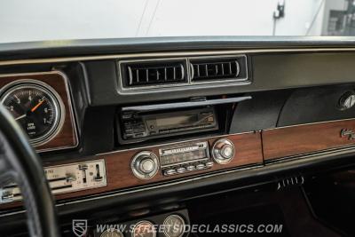 1971 Oldsmobile Cutlass Supreme Restomod