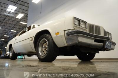 1976 Oldsmobile Cutlass Salon