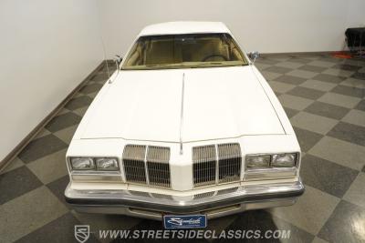 1976 Oldsmobile Cutlass Salon
