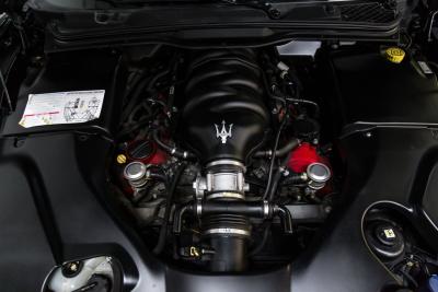 2013 Maserati Gran Turismo