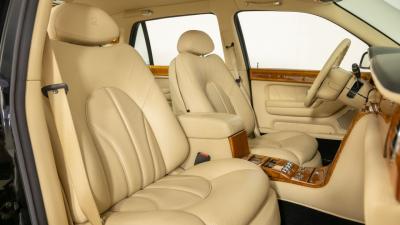 2002 Rolls - Royce Park Ward