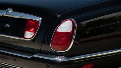 2002 Rolls - Royce Park Ward