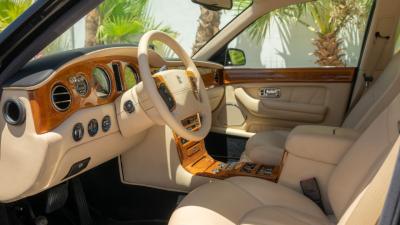 2002 Rolls - Royce Park Ward