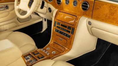2002 Rolls - Royce Park Ward