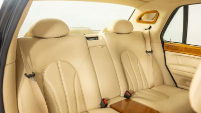 2002 Rolls - Royce Park Ward