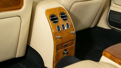 2002 Rolls - Royce Park Ward