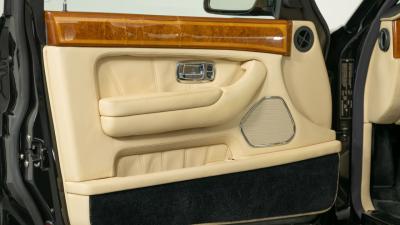 2002 Rolls - Royce Park Ward