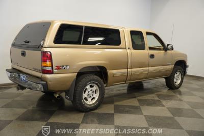2000 Chevrolet Silverado 1500 LS 4X4 Extended cab