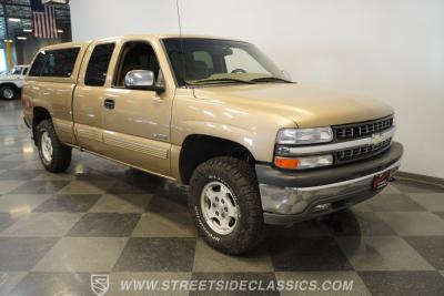 2000 Chevrolet Silverado 1500 LS 4X4 Extended cab