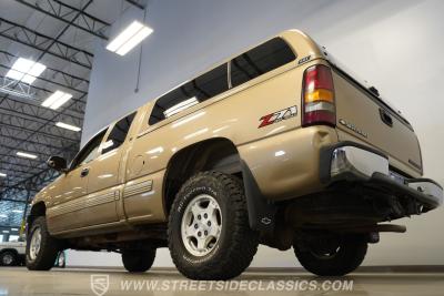 2000 Chevrolet Silverado 1500 LS 4X4 Extended cab