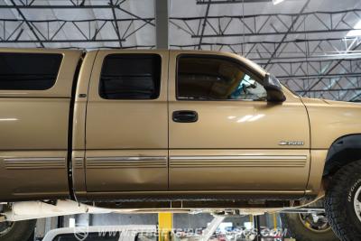 2000 Chevrolet Silverado 1500 LS 4X4 Extended cab