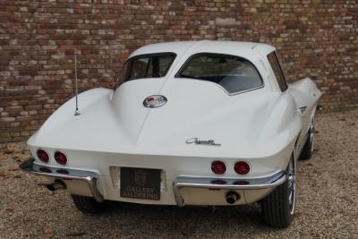 1963 Chevrolet Corvette C2 Sting Ray Split Window