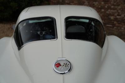 1963 Chevrolet Corvette C2 Sting Ray Split Window