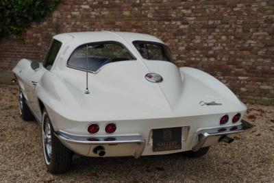 1963 Chevrolet Corvette C2 Sting Ray Split Window