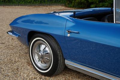 1964 Chevrolet Corvette C2 Sting Ray Convertible