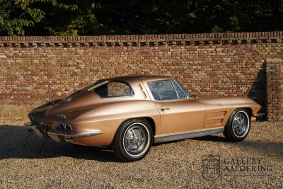 1963 Chevrolet C2 Sting Ray Coup&eacute; Split window