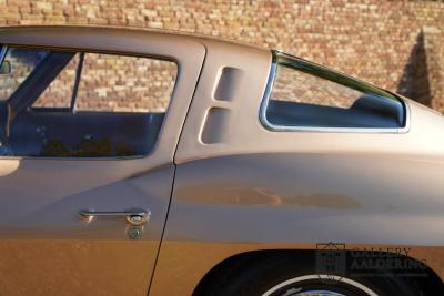 1963 Chevrolet C2 Sting Ray Coup&eacute; Split window