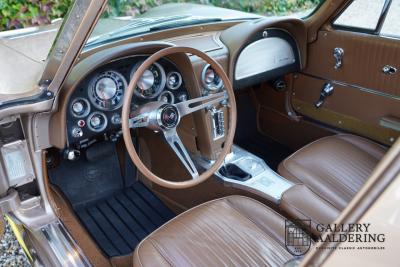 1963 Chevrolet C2 Sting Ray Coup&eacute; Split window