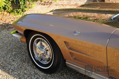 1963 Chevrolet C2 Sting Ray Coup&eacute; Split window