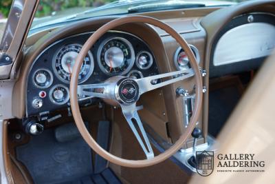 1963 Chevrolet C2 Sting Ray Coup&eacute; Split window