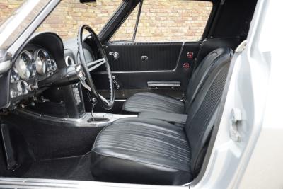 1963 Chevrolet Corvette C2 Sting Ray Split-Window 327 Coup&eacute;
