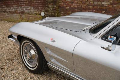 1963 Chevrolet Corvette C2 Sting Ray Split-Window 327 Coup&eacute;