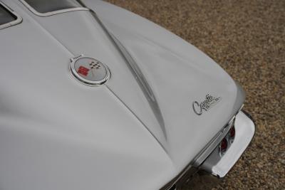 1963 Chevrolet Corvette C2 Sting Ray Split-Window 327 Coup&eacute;