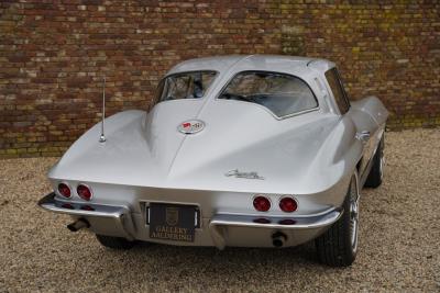 1963 Chevrolet Corvette C2 Sting Ray Split-Window 327 Coup&eacute;