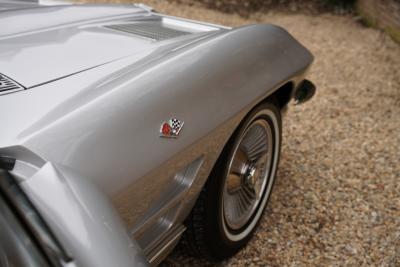 1963 Chevrolet Corvette C2 Sting Ray Split-Window 327 Coup&eacute;