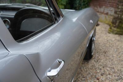 1963 Chevrolet Corvette C2 Sting Ray Split-Window 327 Coup&eacute;