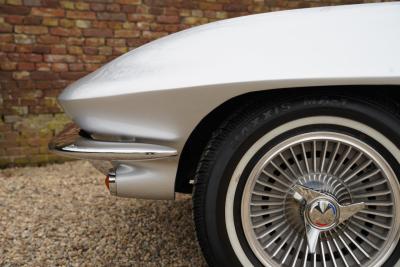 1963 Chevrolet Corvette C2 Sting Ray Split-Window 327 Coup&eacute;